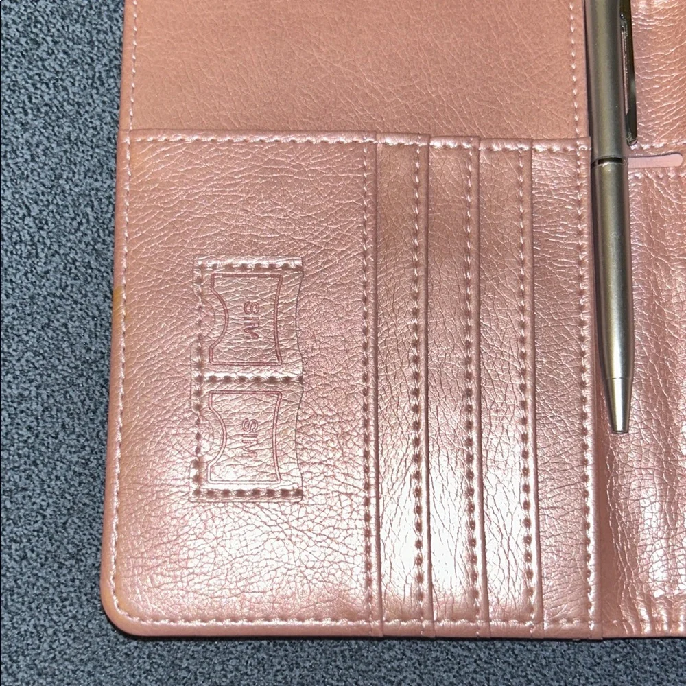 NWT Rose Pink Travel Passport Holder W/Rfid - Picture 5 of 10